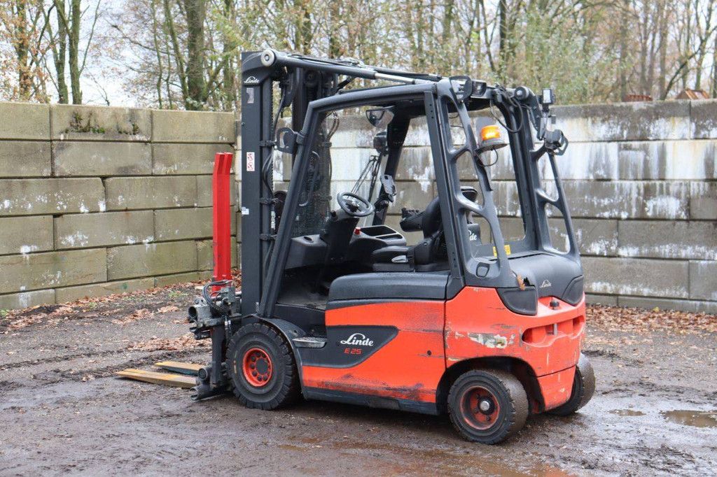 Forklift Linde E25 Electric 2500kg