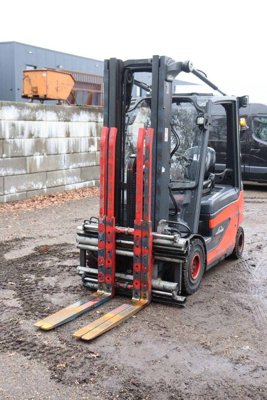Forklift Linde E25 Electric 2500kg