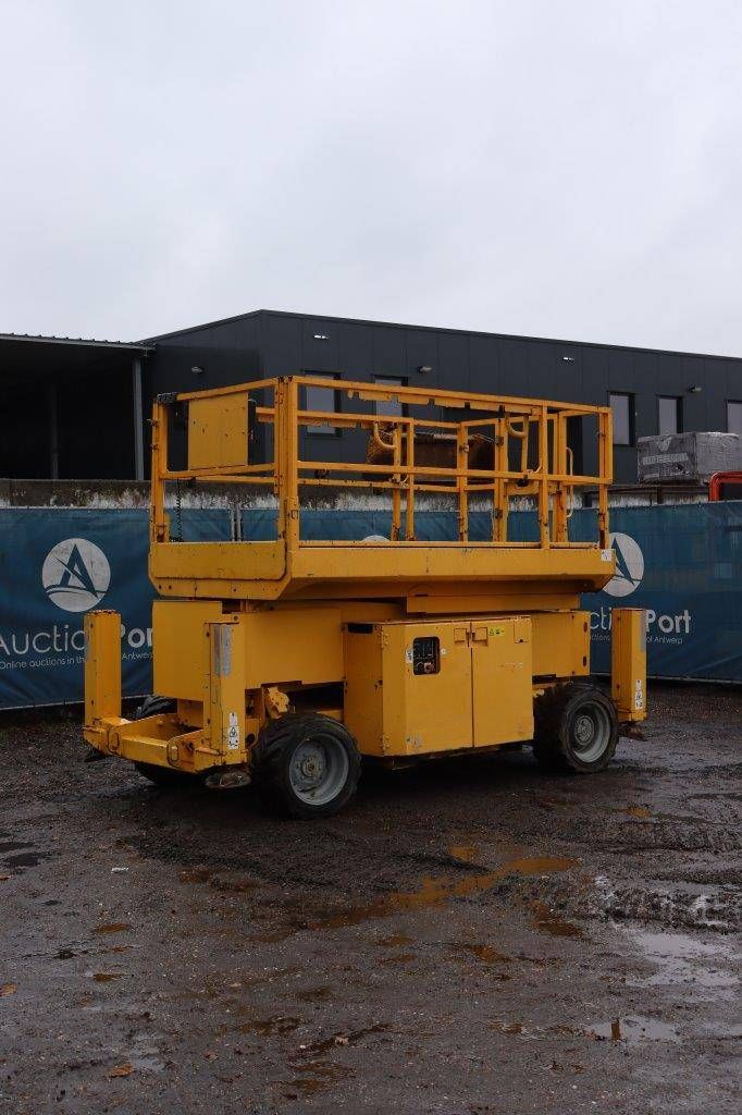 Scissor lift Genie GS-2669 Diesel 10.0m 2013
