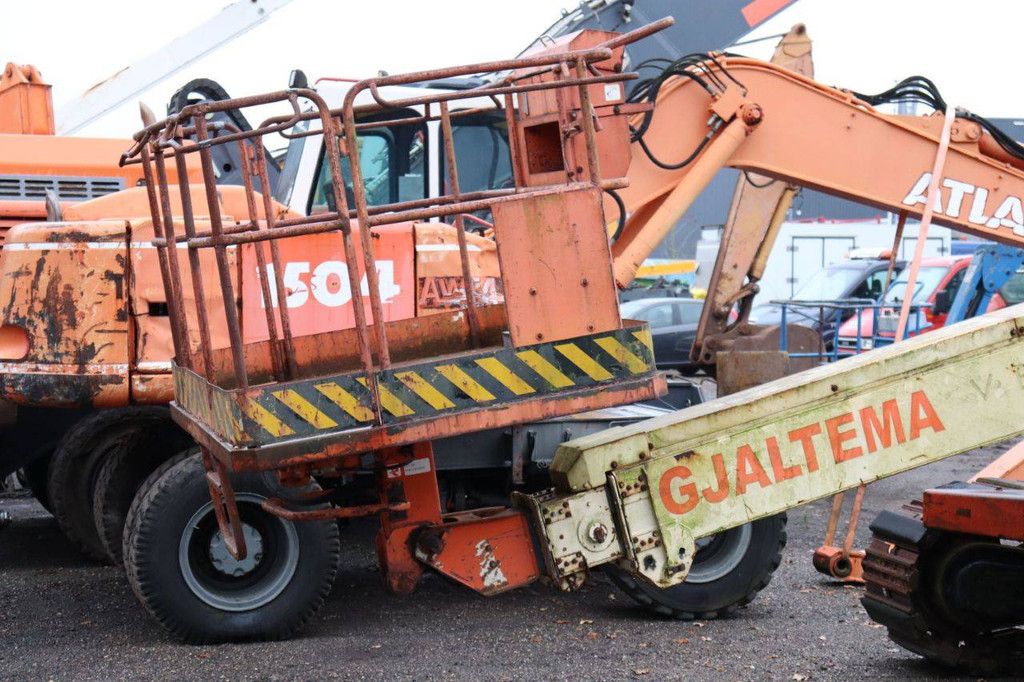 Telescopic aerial work platform Aichi RZ150/IRZ500 Diesel 17m 2001