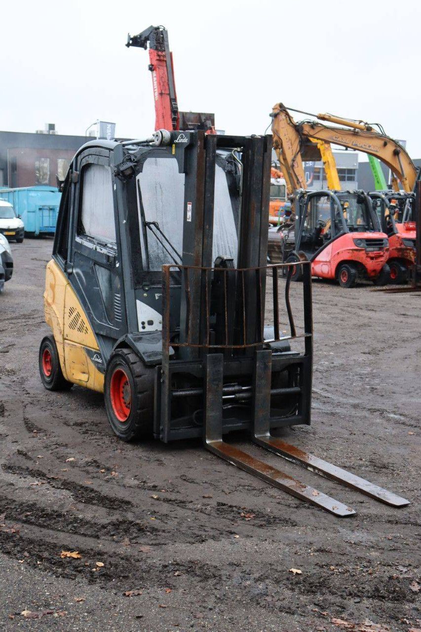 Gabelstapler Linde H30T LPG 2470kg 4,65m 2017