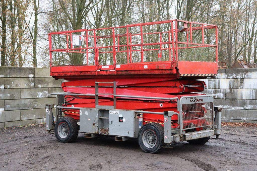 Scissor lift Skyjack SJ 9250 Diesel 17.2m 2013