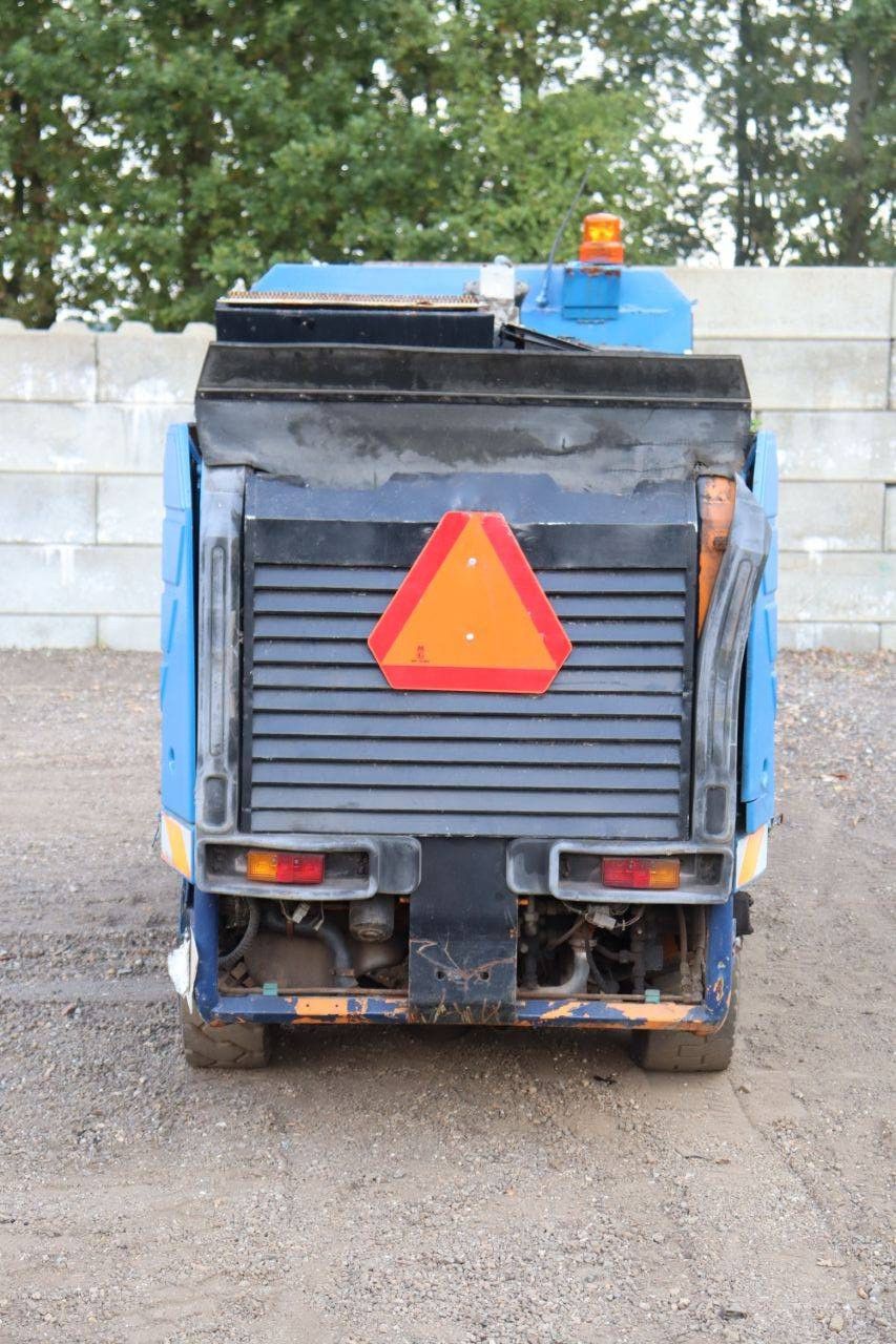 Schmidt SK152S Diesel 35kW Sweeper