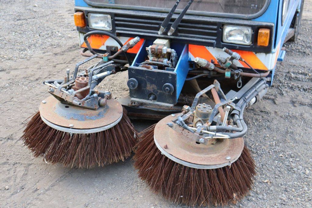 Schmidt SK152S Diesel 35kW Sweeper