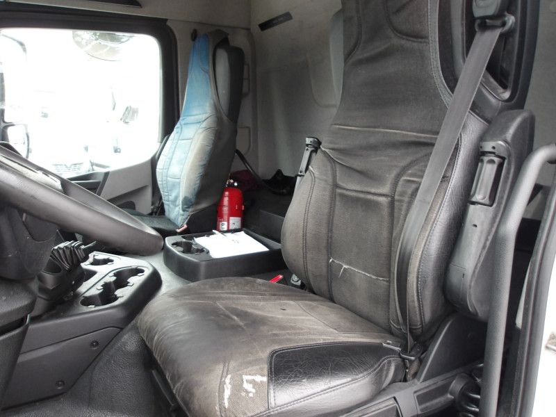 MercedesBenz Antos 1836 4x2 Closed Box, double floor