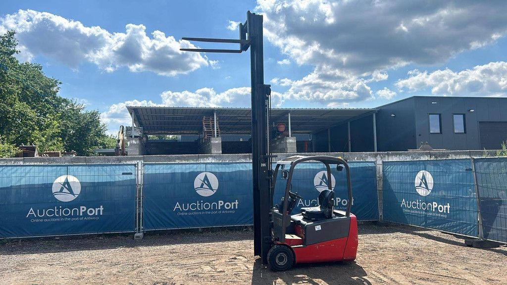 Manitou ME 316 Electric Forklift 1600kg 4.5m 2009