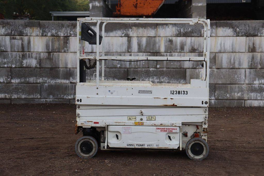 JLG 1930ES Electric Scissor Lift 7.72m 2015