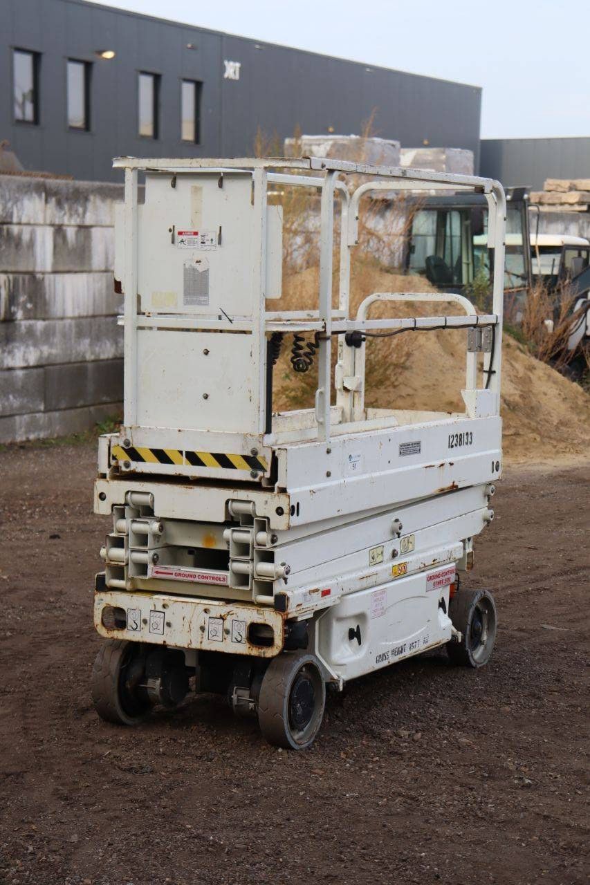 JLG 1930ES Electric Scissor Lift 7.72m 2015