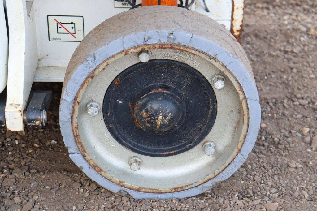 JLG 1930ES Electric Scissor Lift 7.72m 2015