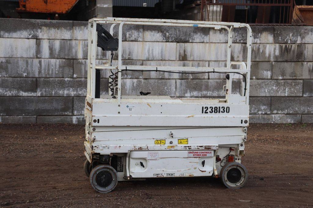 JLG 1930 ES Electric Scissor Lift 7.72m 2015