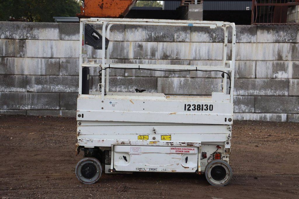 JLG 1930 ES Electric Scissor Lift 7.72m 2015