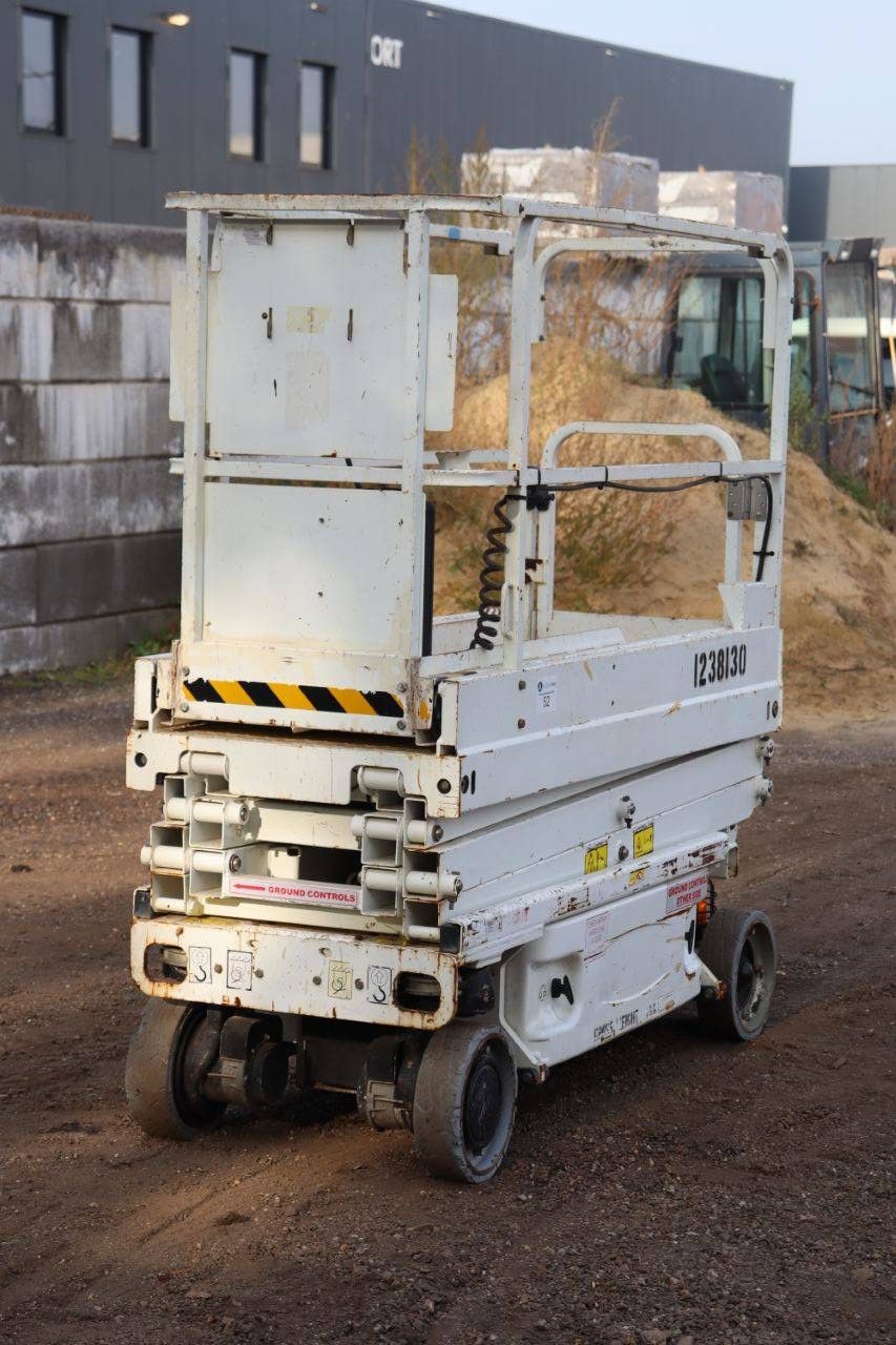 JLG 1930 ES Electric Scissor Lift 7.72m 2015