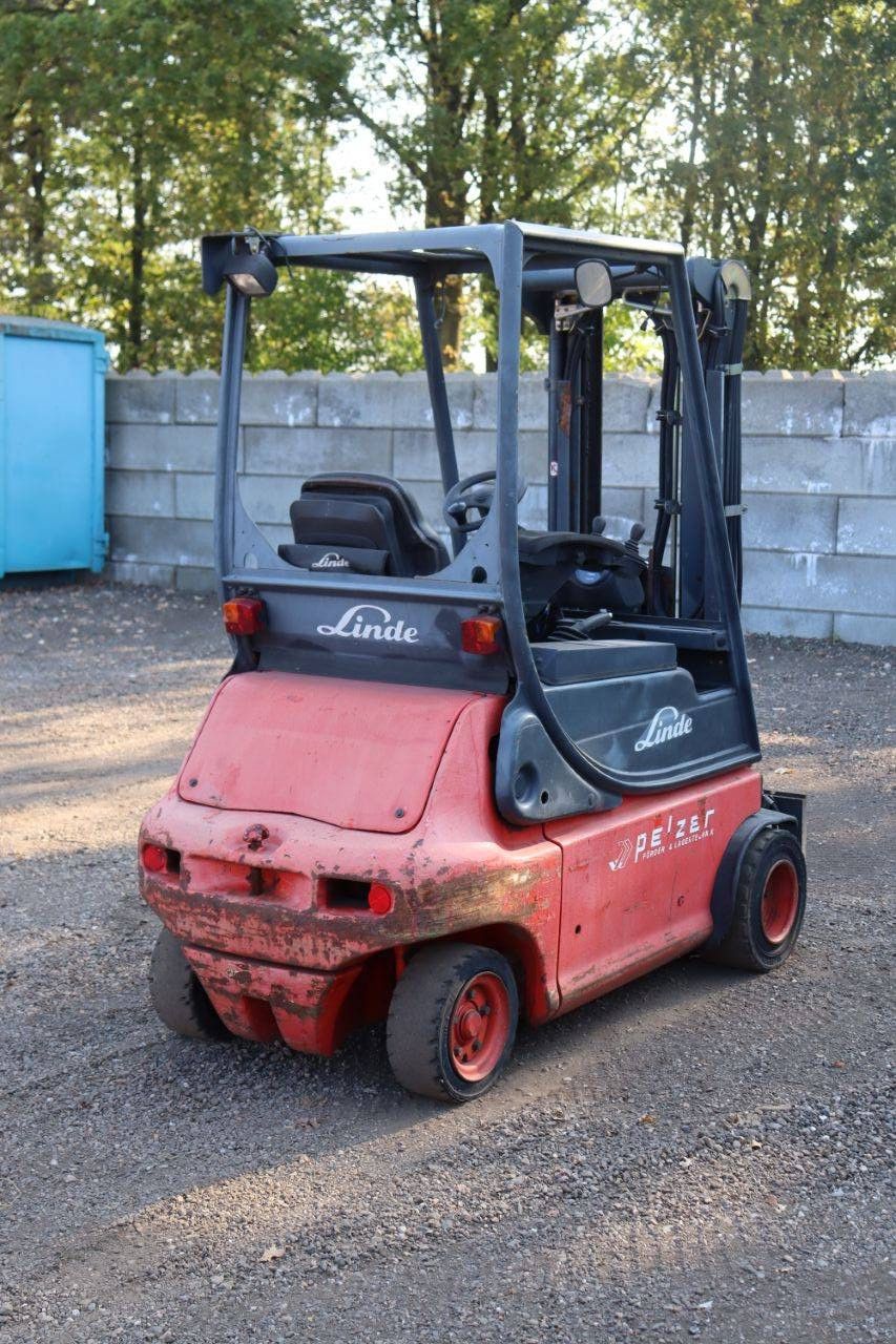 Heftruck Linde E20P-02 Elektrisch 2000kg 6.0m 2005