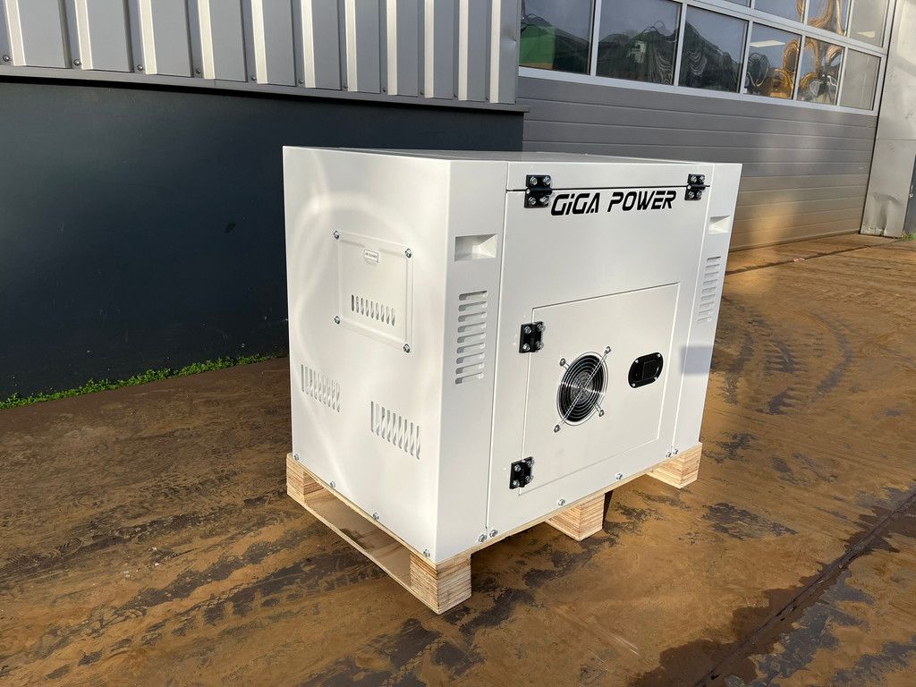 Giga power PLD12000SE 10 kVA silent generator
