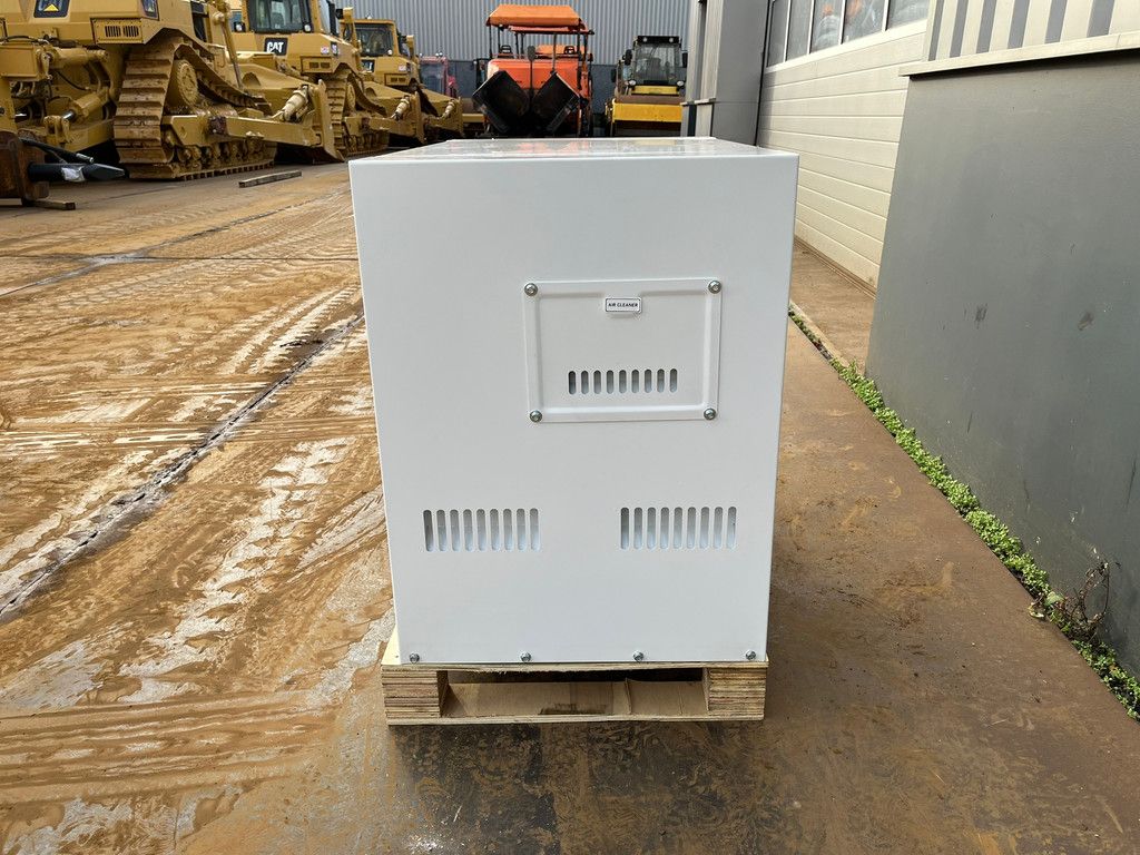 Giga power PLD12000SE 10 kVA silent generator