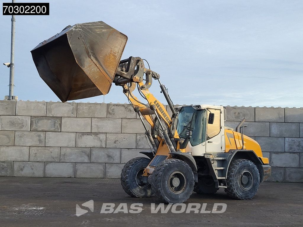Liebherr L538 High Tip Bucket