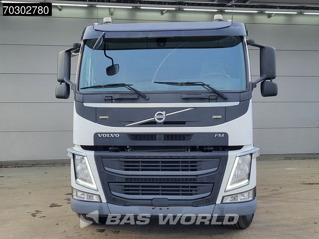 Volvo FM 500 4X2 60% Tyres VEB+