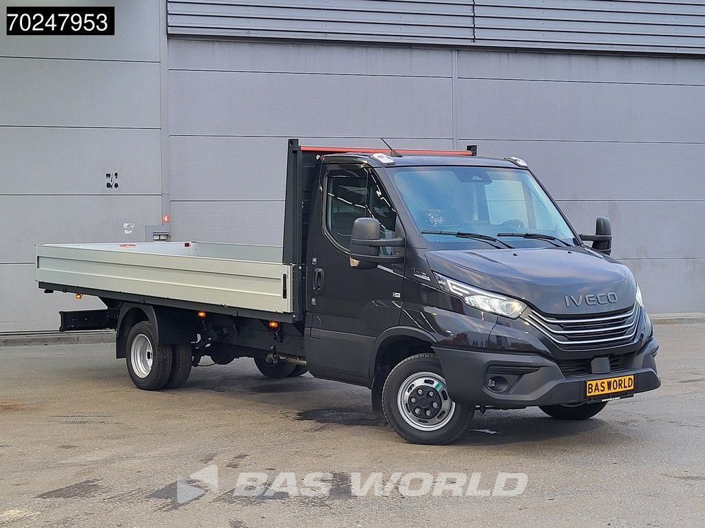 Iveco Daily 35C18 3.0L Automaat 180PK Open Laadbak 2025-Model Dubbellucht 3,5t Trekvermogen ACC LED Navi Euro6 Pritsche Pickup Airco
