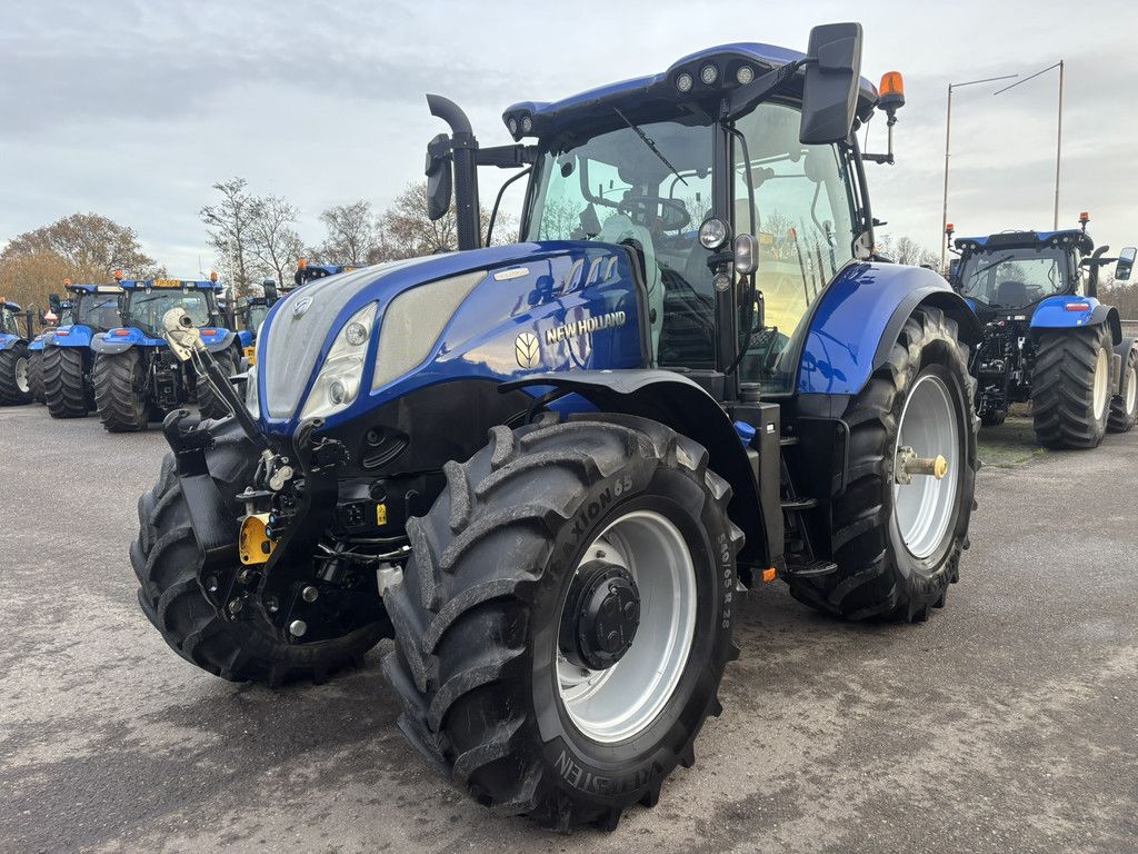 NEW HOLLAND T6.180 DC