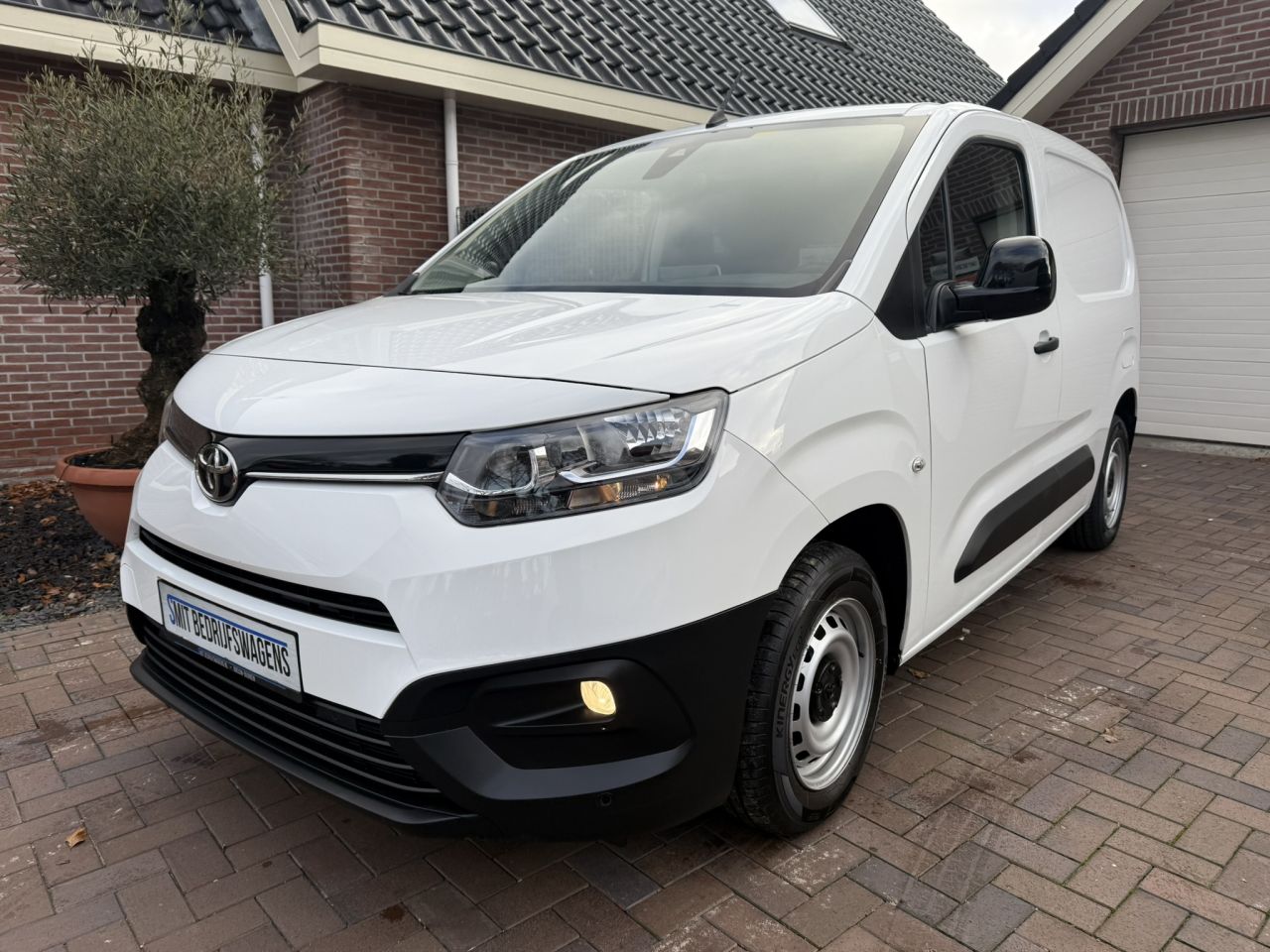 Toyota Proace city met Bott bedrijfswagen inrichting