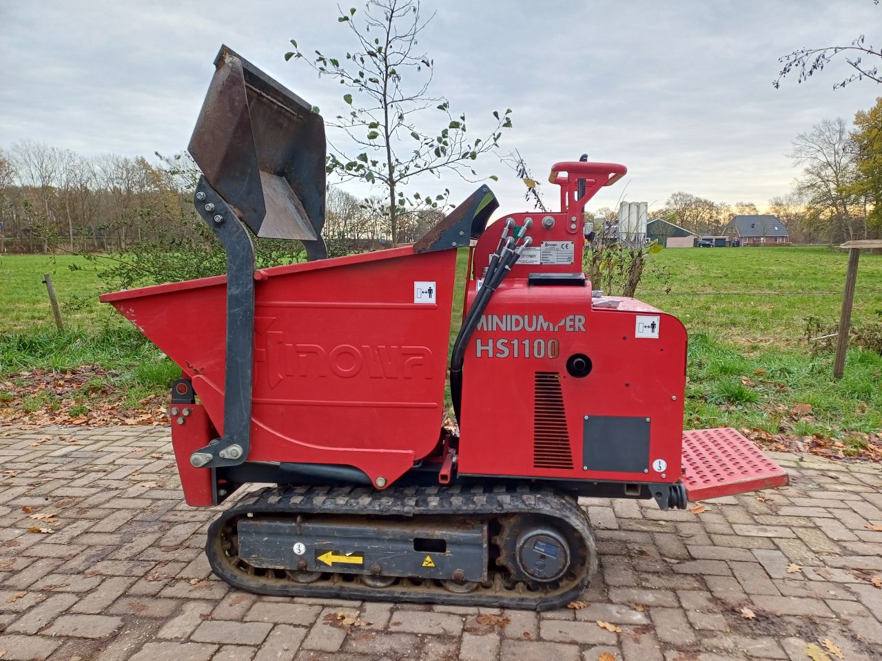 Hinowa HS1100/F | bj 2017 | 2279uur | Rupsdumper met laadschop