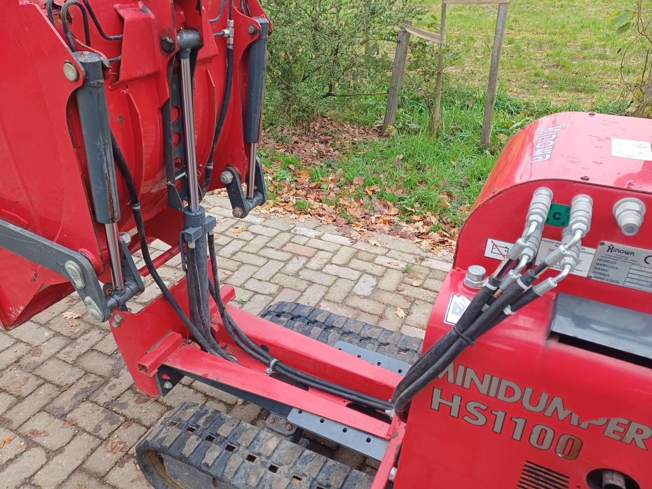 Hinowa HS1100/F | bj 2017 | 2279uur | Rupsdumper met laadschop