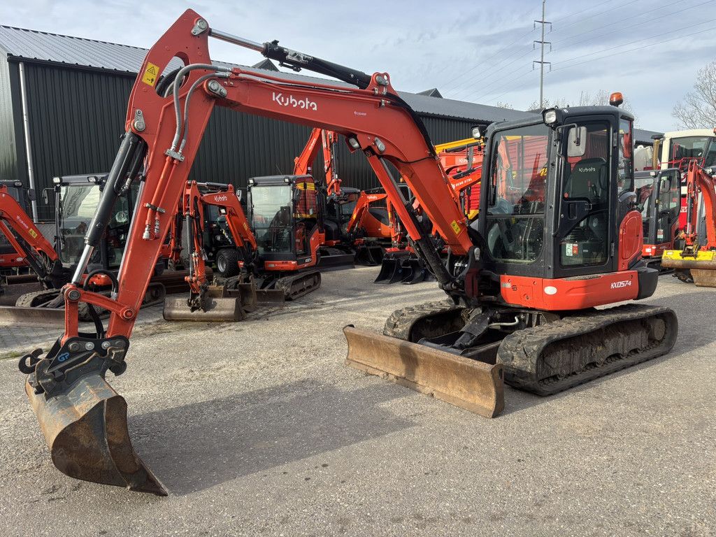 KUBOTA KX057-4