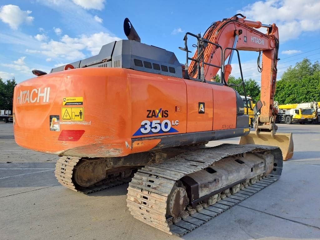 Hitachi ZX350LC-6 (+ Trimble Earthworks GPS)