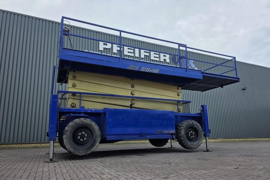 JLG 210-25 Diesel, 4x4 Drive, 23m Working Height, 1000