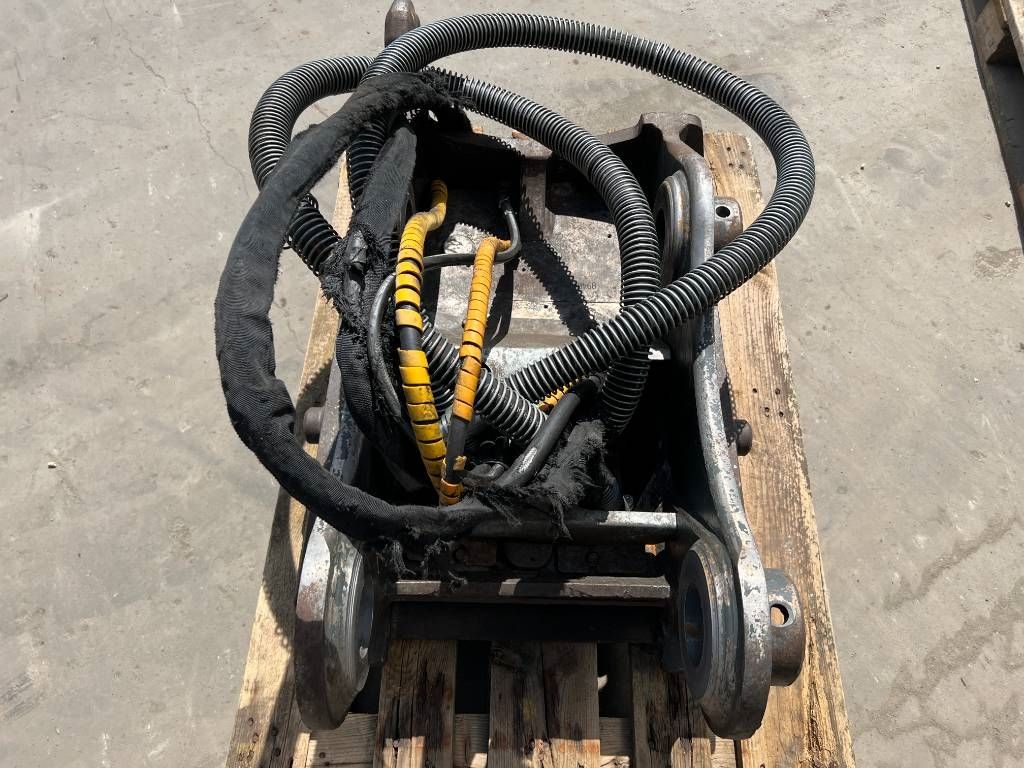 OilQuick OQ70/55 - EC210 / EC220