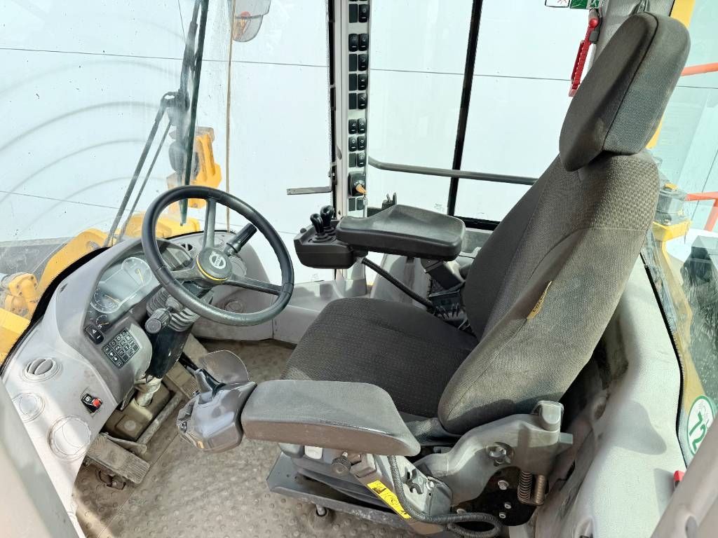 Volvo L350H - Dutch Machine / CDC Steering