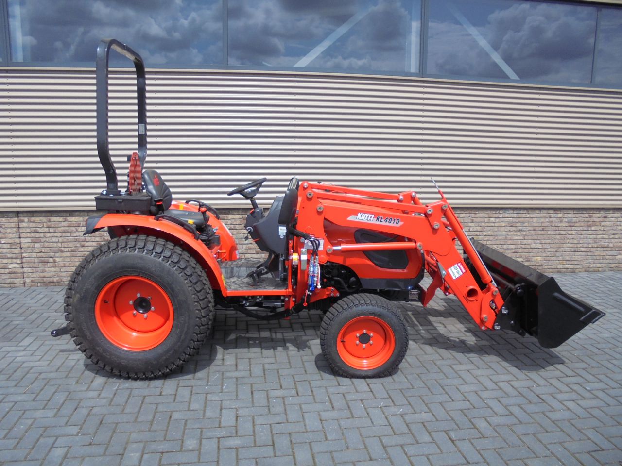 Kioti ck-4030 hst voorlader