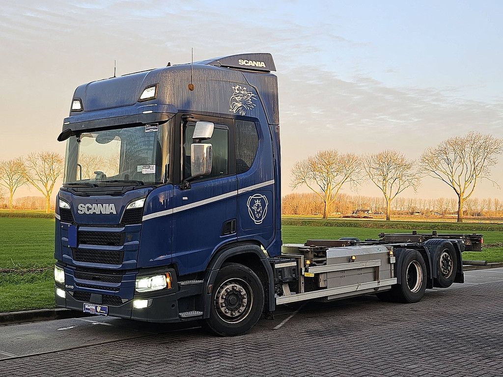 SCANIA R410 cng