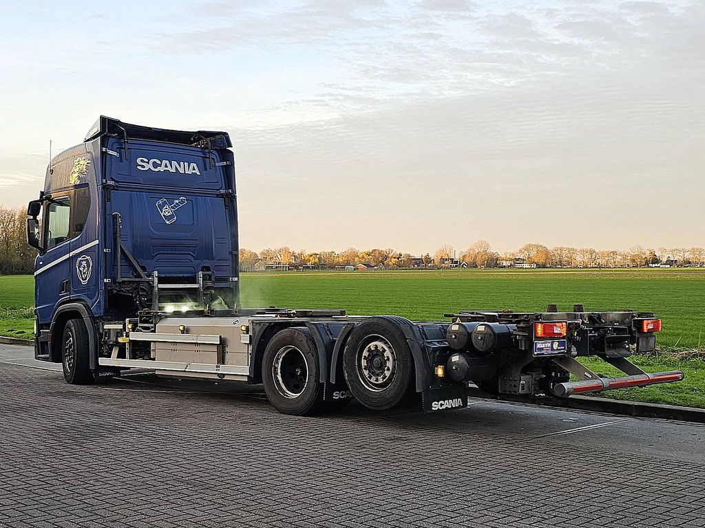 SCANIA R410 cng