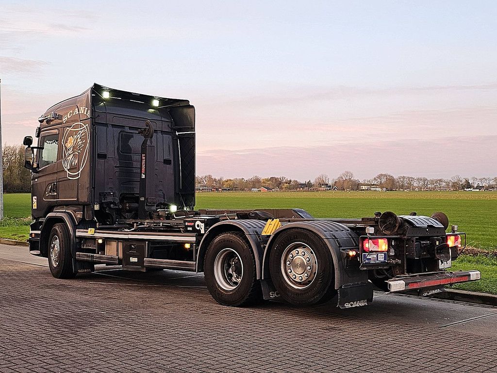 SCANIA R520 6x2*4