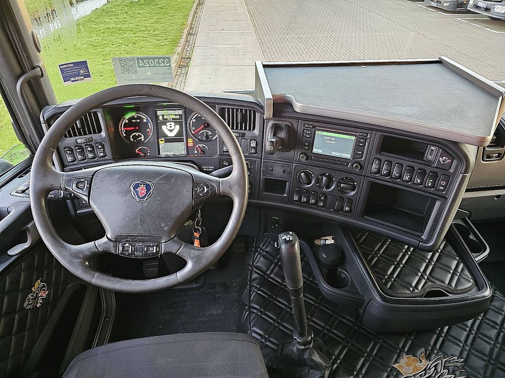 SCANIA R520 6x2*4