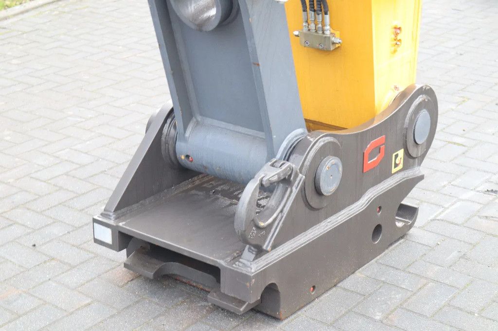 XCMG XE380E | CE | QUICK COUPLER | CUMMINS STAGE V | FULL OPTION