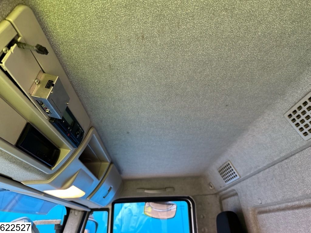 Iveco 180E28 EURO 5, Dhollandia