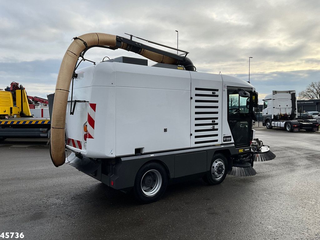 Ravo 540 Euro 6 with new 3-rd brush!