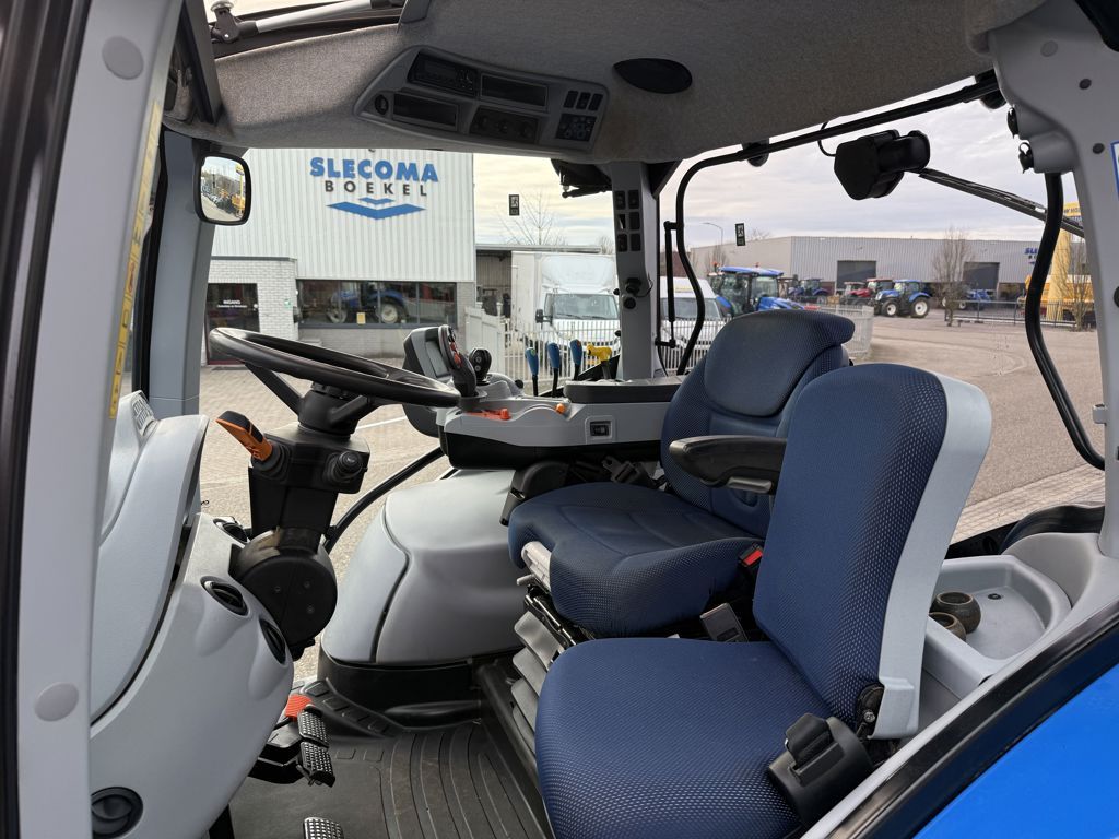 New Holland T6.180 DYN Stage V