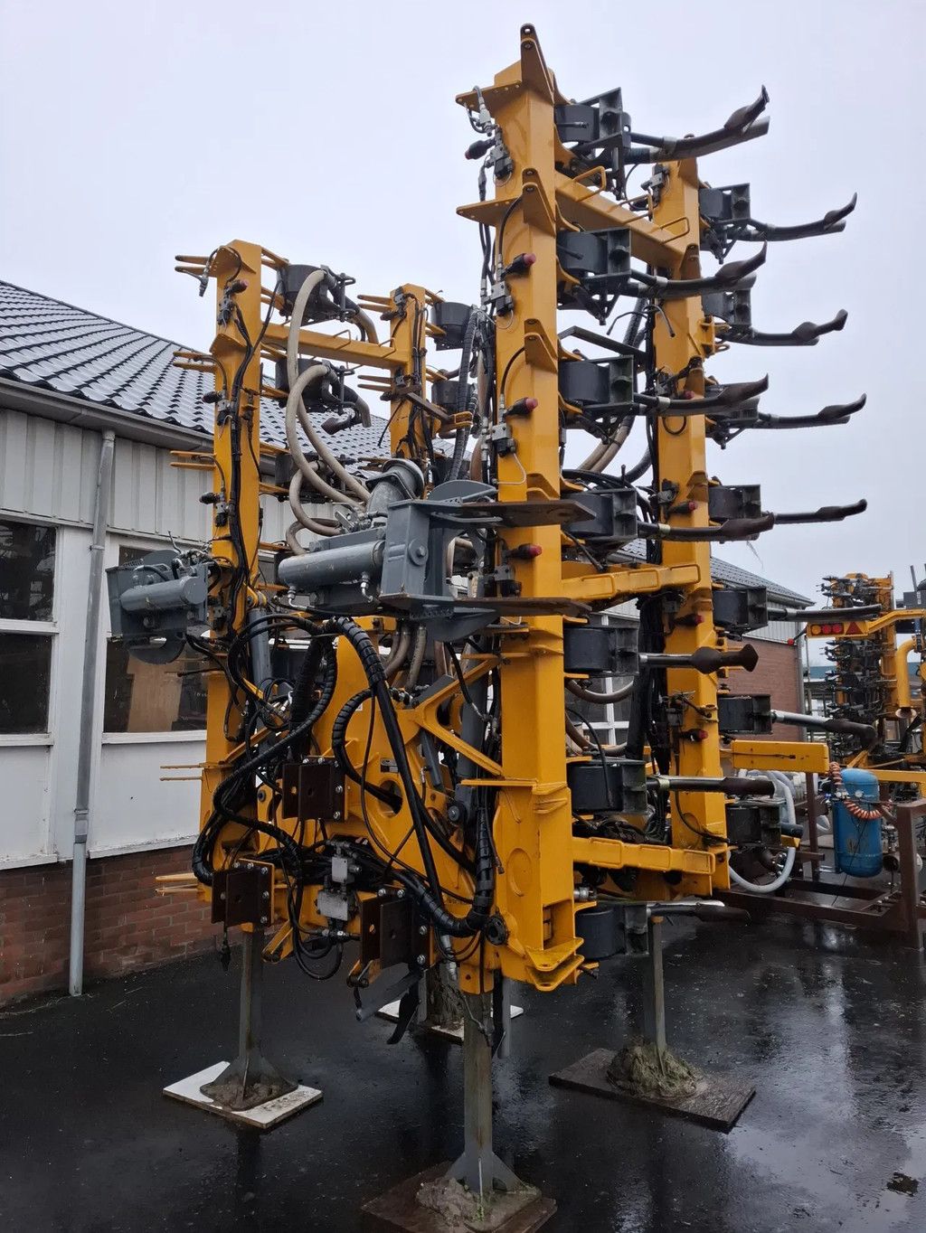 Bouwlandbemester HT8250