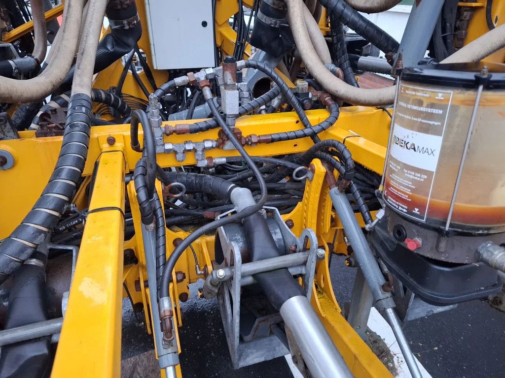 Bouwlandbemester HT8250