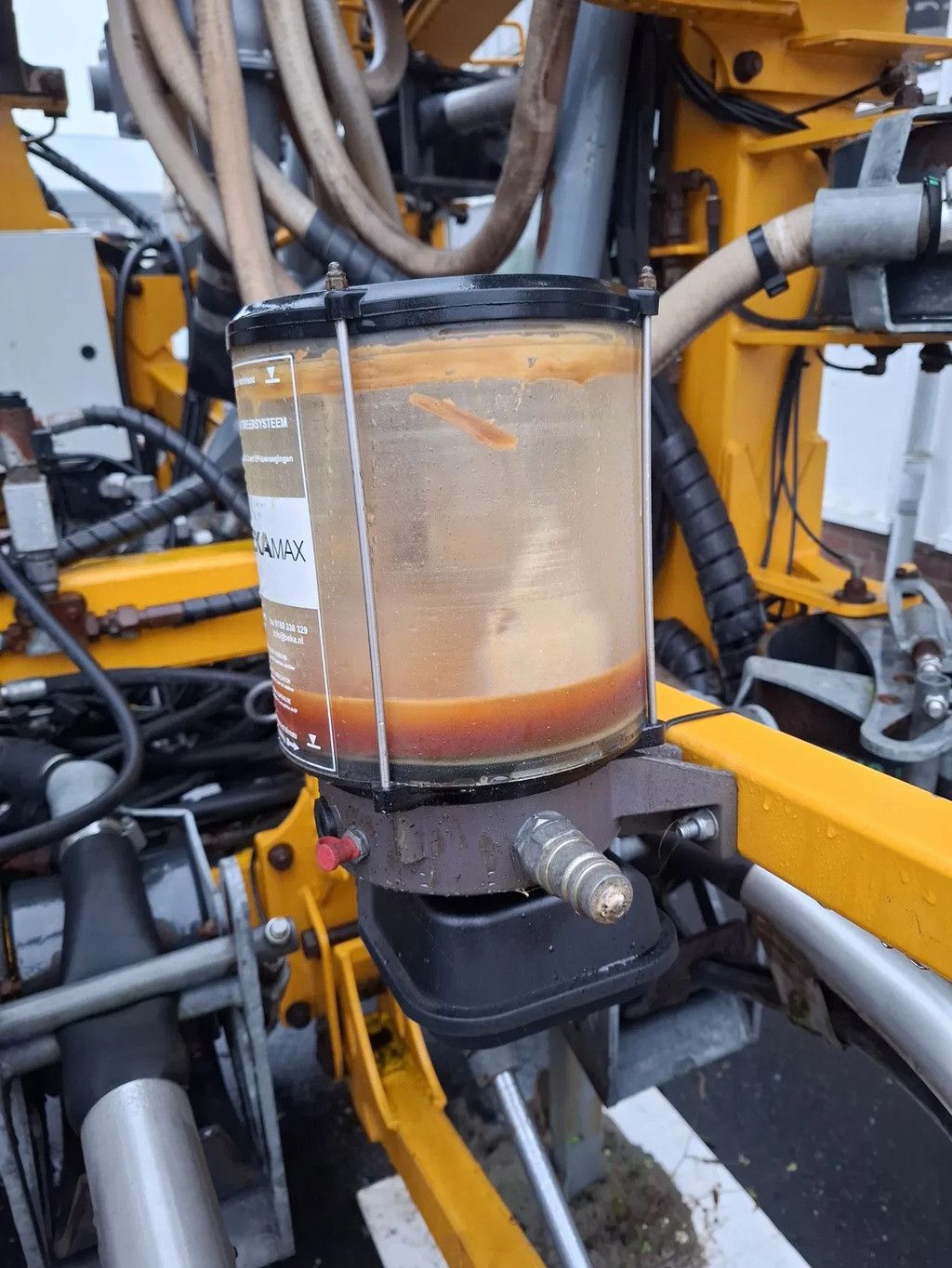 Bouwlandbemester HT8250