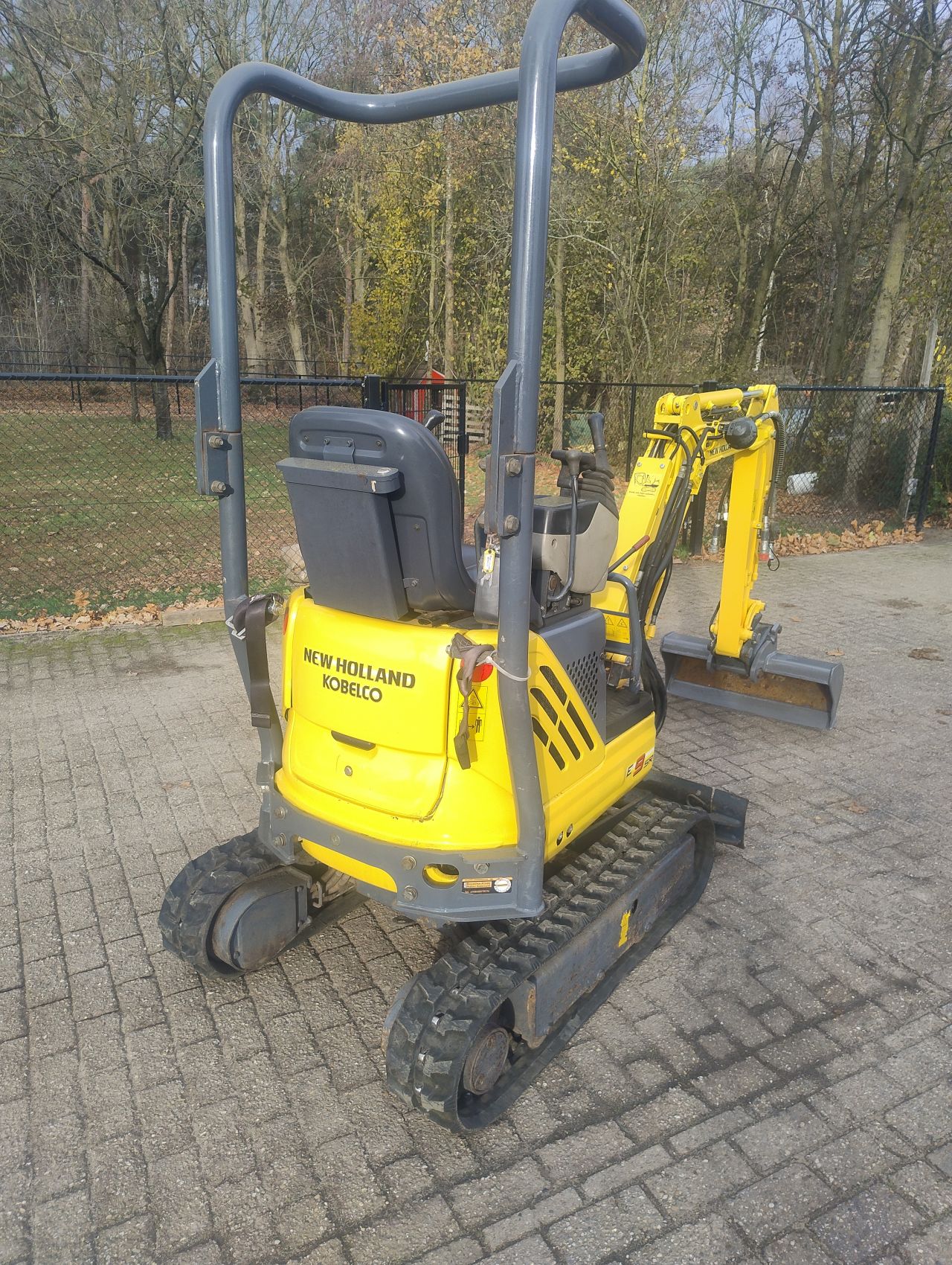 New holland minigraver kobelco e09 sr marge