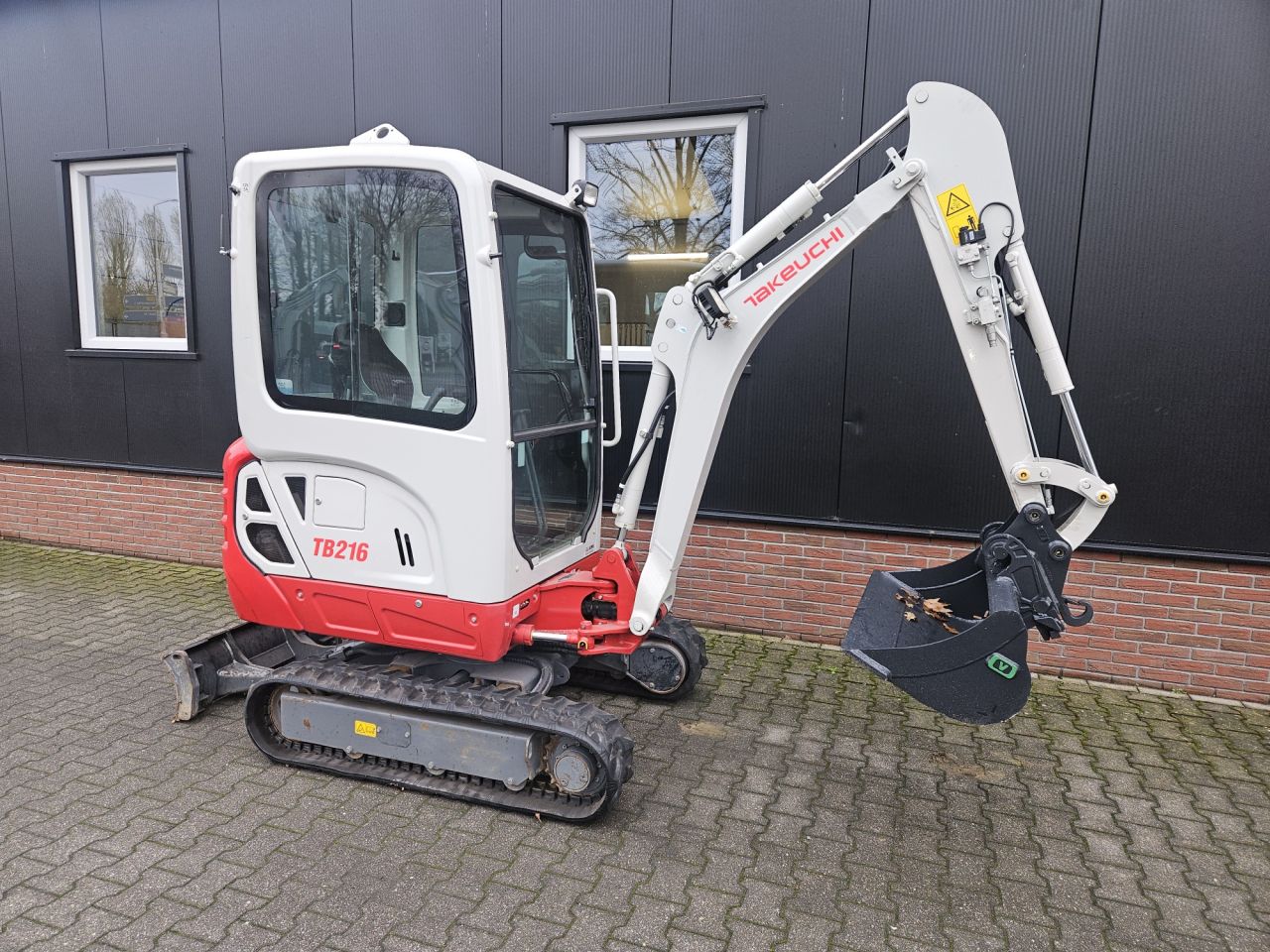 Takeuchi TB216