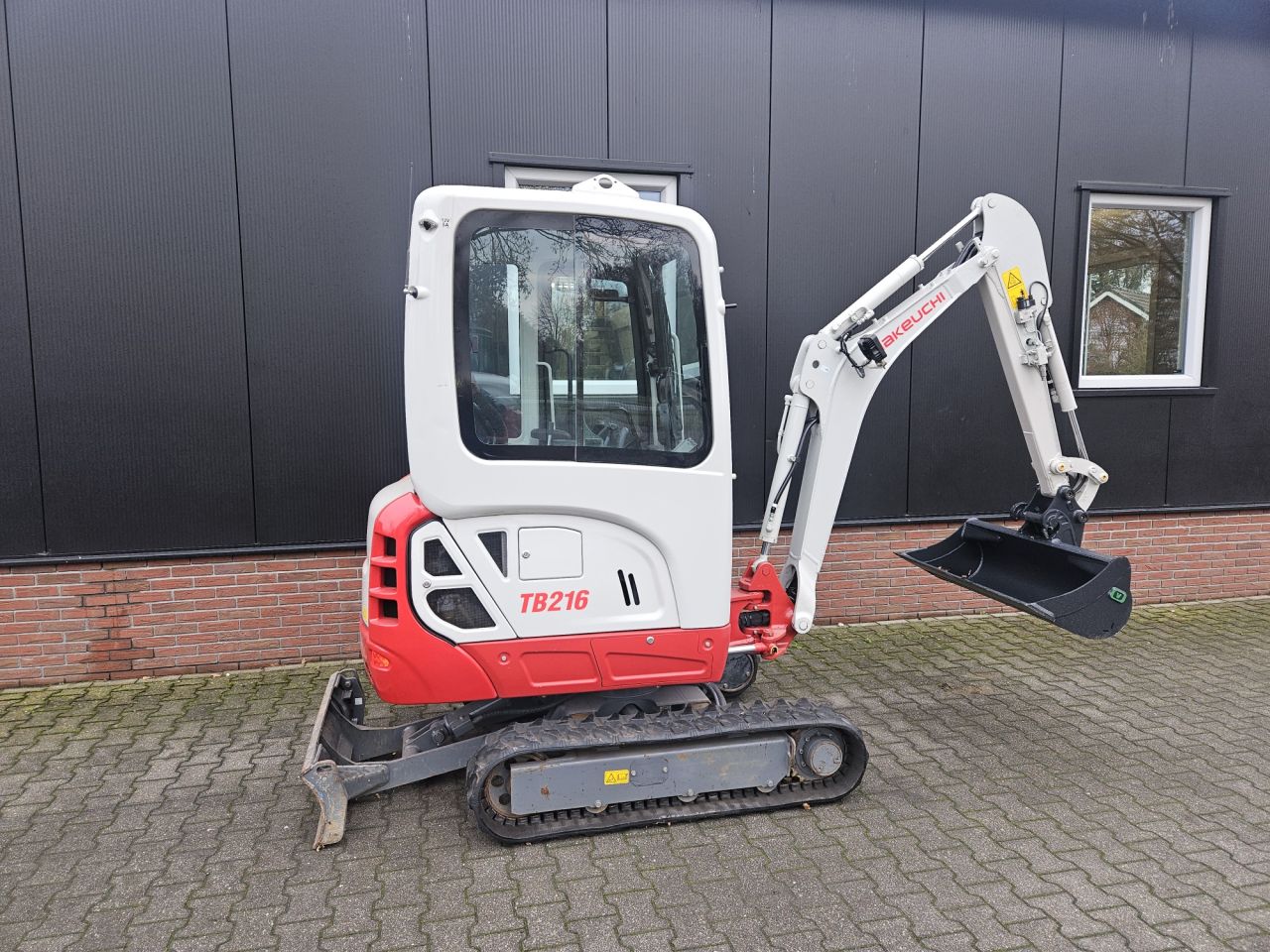 Takeuchi TB216