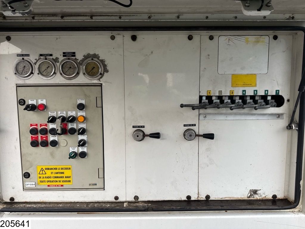 Desot Silo 27081 Liter, 7 Comp, Hydraulic