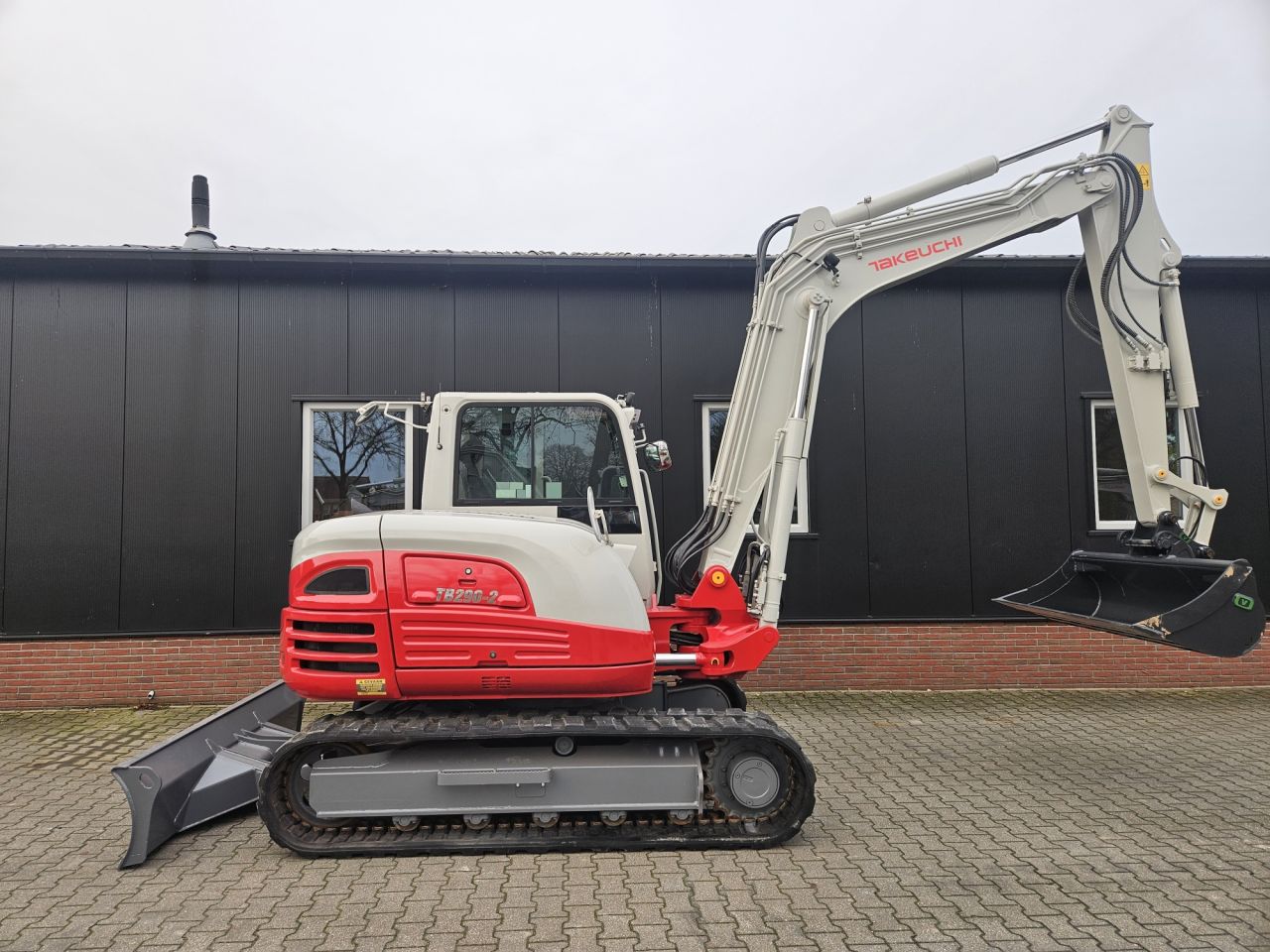 Takeuchi TB 290-2 Stage V - 1600 uur