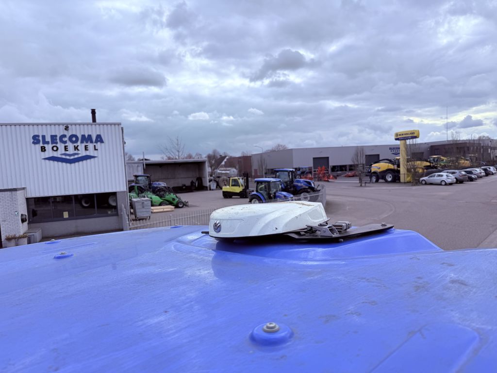 New Holland T7.315HD Auto Command + GPS