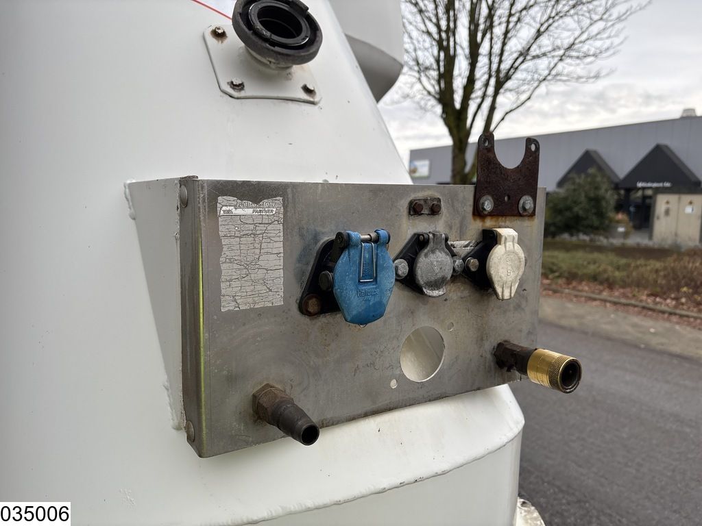 Feldbinder Silo 40.000 Liter